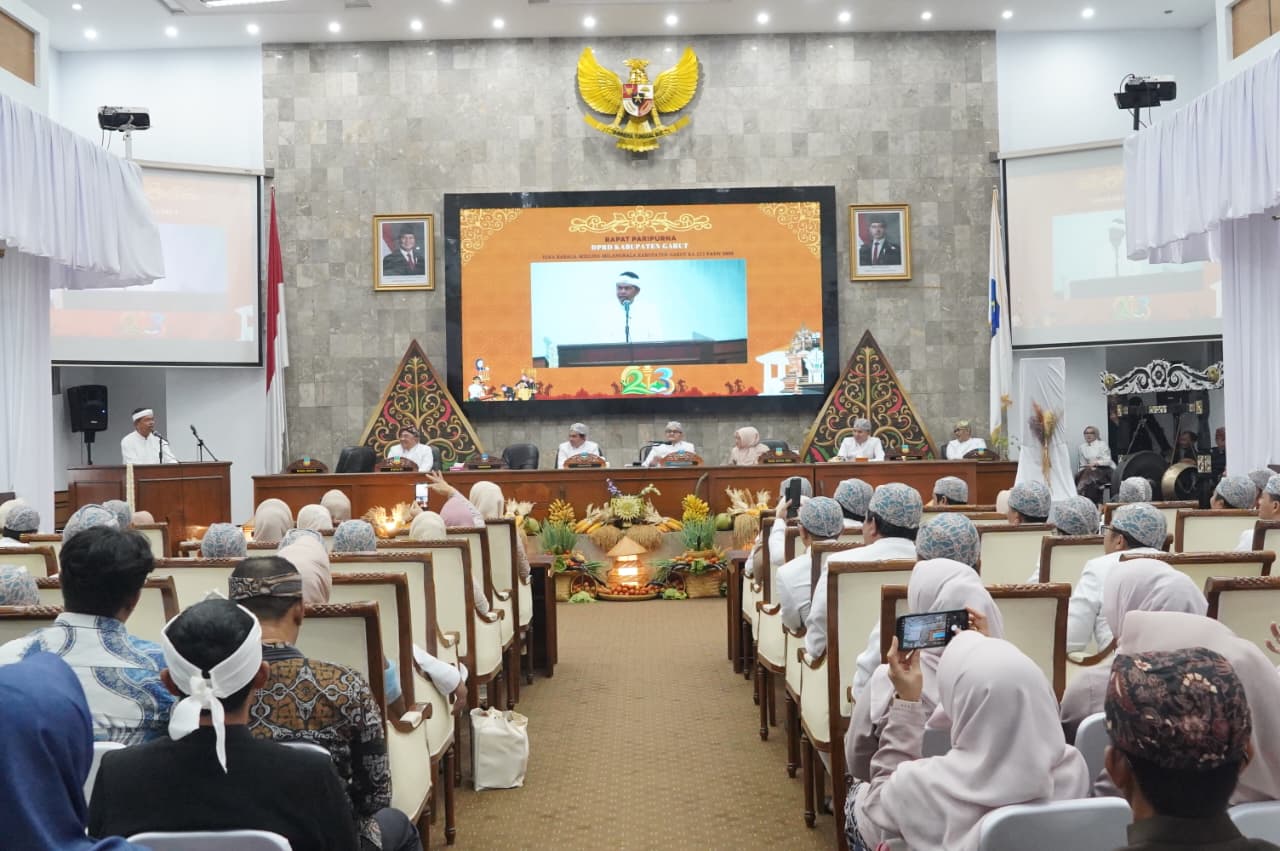 Gubernur Jabar Hadir dalam Momen HJG Ke 213, Bupati Garut Gaungkan Semangat "Gumiwang, Tanjeur, Dangiang"