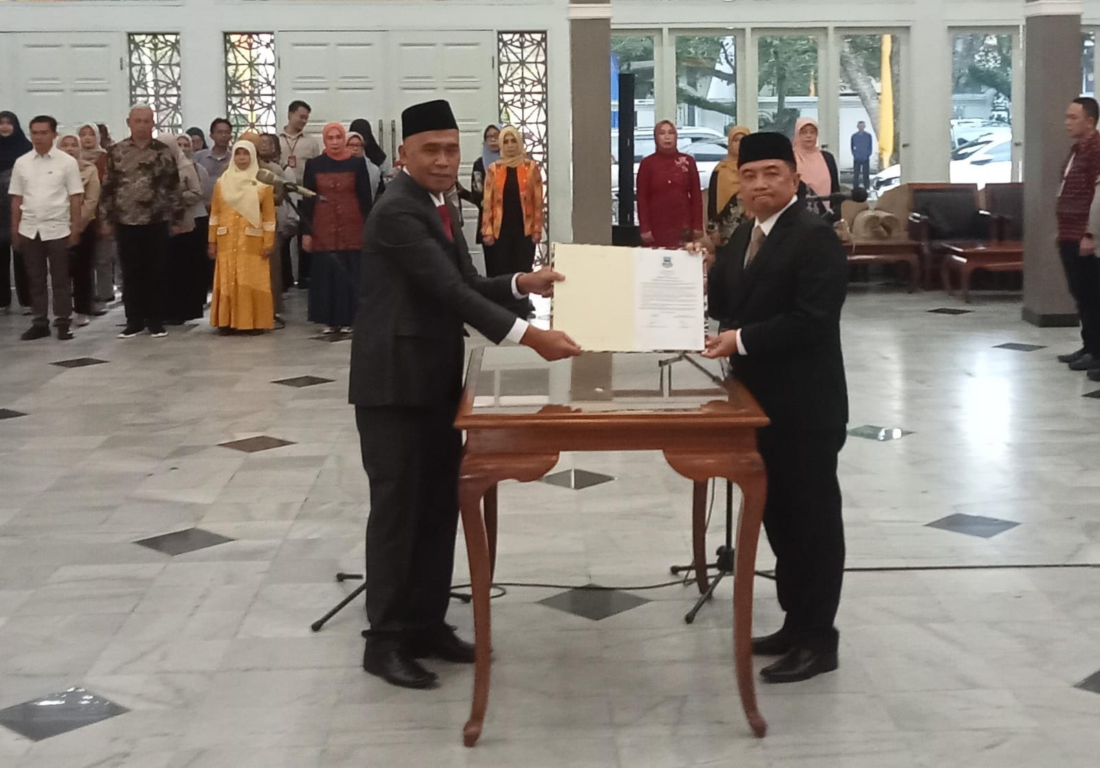 Bupati Garut Lantik Dua Kepala Dinas dan Pejabat Eselon 3, Berikut Daftarnya