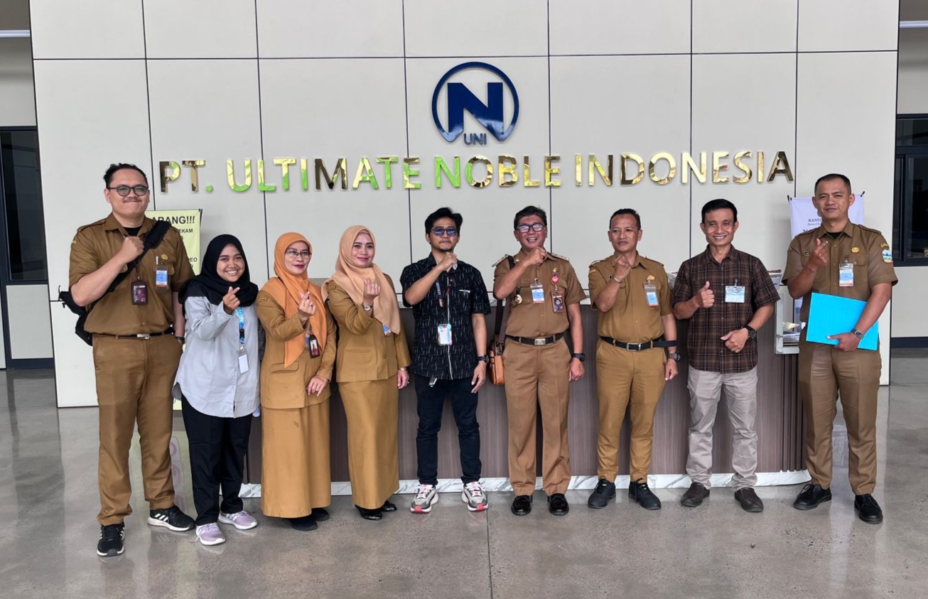 Kunjungi PT. UNI, Kepala Dinas Tenaga Kerja dan Transmigrasi Kabupaten Garut Apresiasi Pembayaran THR Lebih Awal