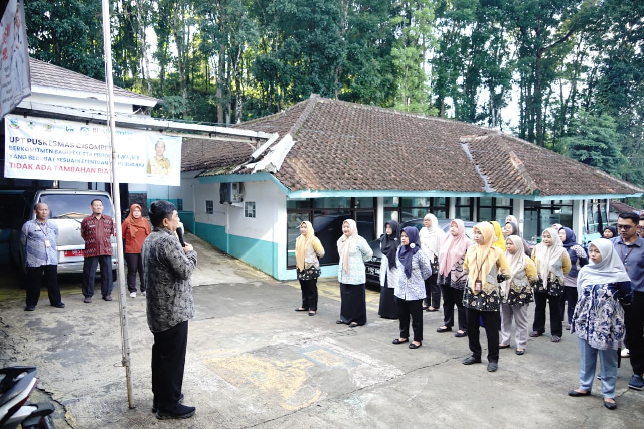 Bupati Garut Instruksikan Berikan Pelayanan Terbaik pada Pegawai Puskesmas Cisompet