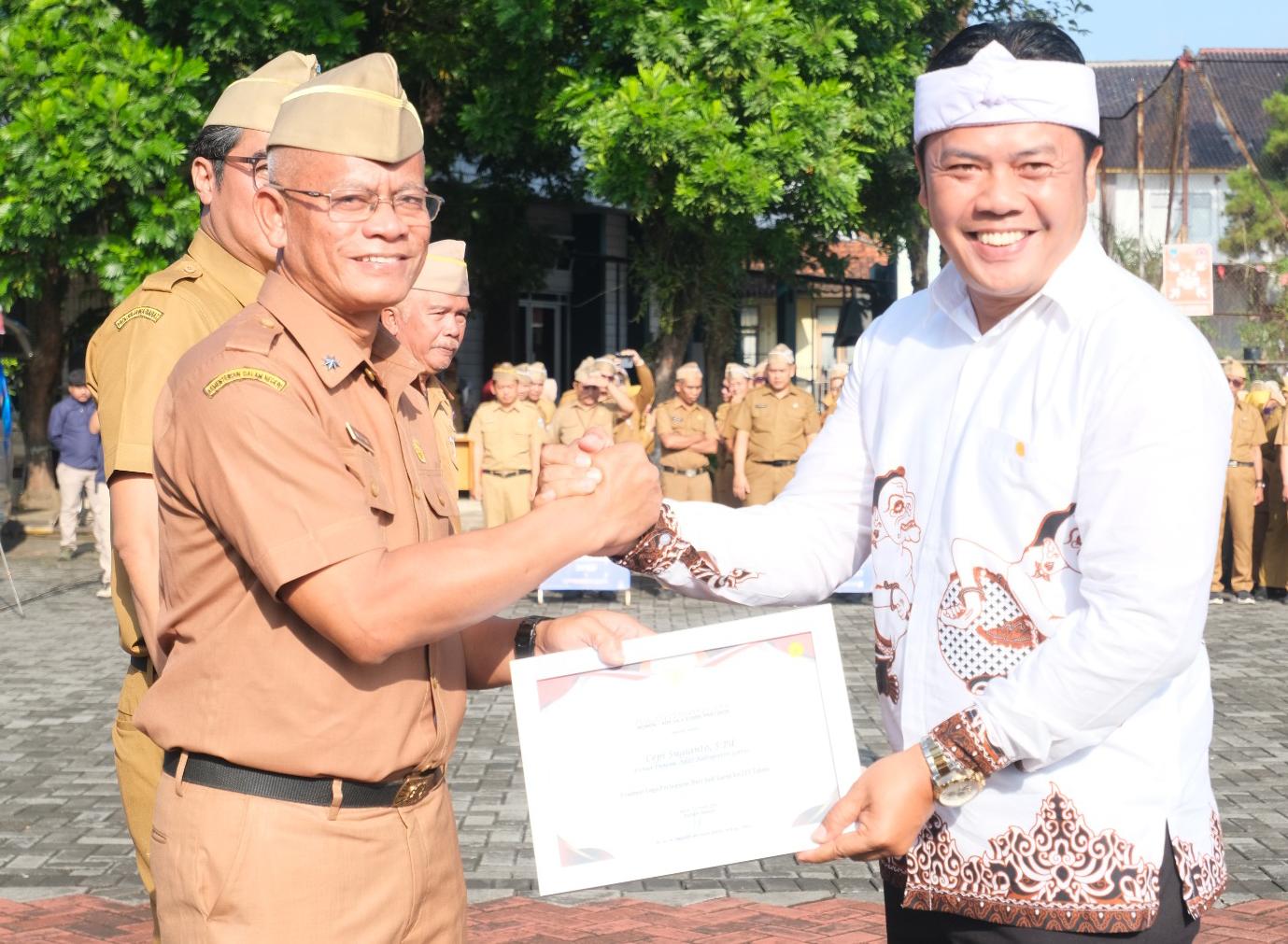 Dua Tahun Berturut-turut, Cepi Kusuma Dipercaya Sebagai Sosok Kreatif Pembuatan Logo Hari Jadi Kabupaten Garut