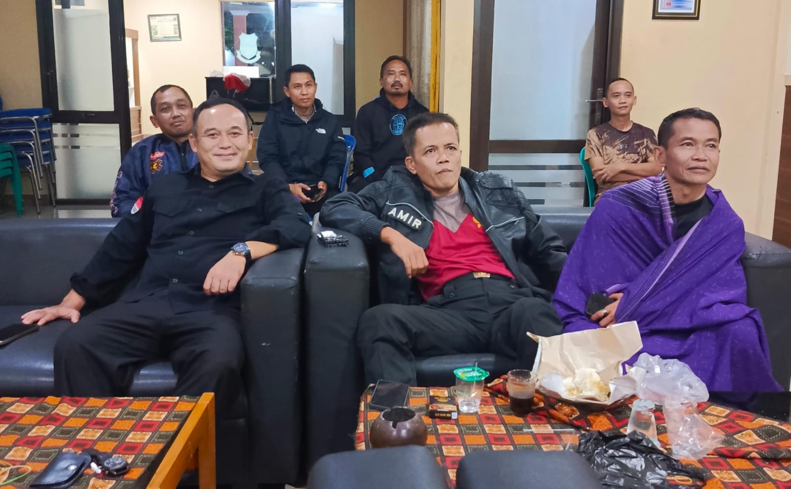 Gairahkan Sepakbola Kewilayahan, Forkopim Kecamatan Cibatu Gelar Nobar Persib Bandung vs Bhayangkara FC