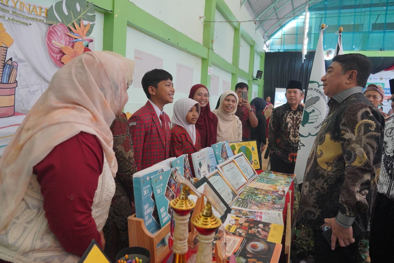 Tingkatkan Mutu Pendidikan, Pemkab Garut Gandeng UPI Latih 400 Pendidik