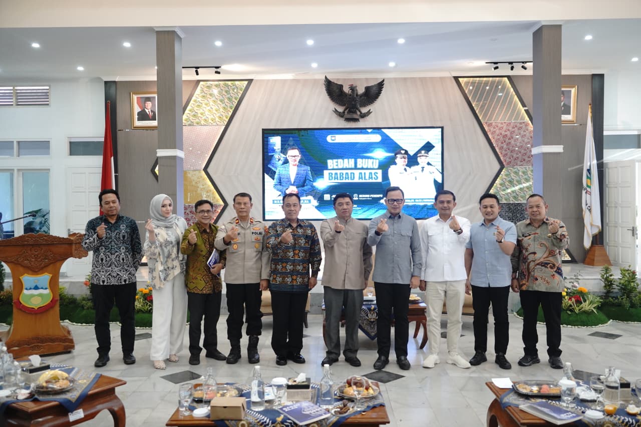 Bupati Garut Ajak ASN Petik Pelajaran Kepemimpinan dari Buku Babad Alas Karya Bima Arya