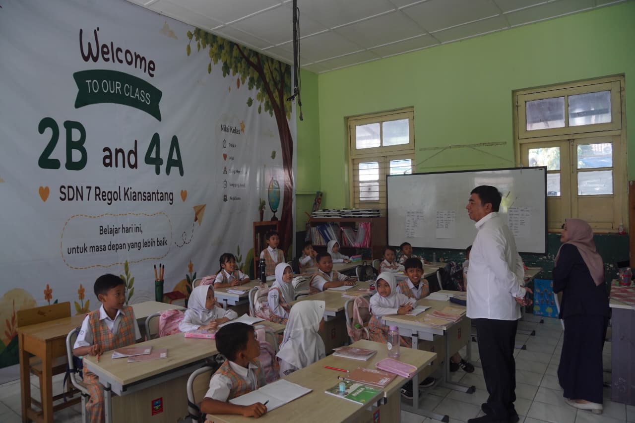 Bupati Garut Tinjau Langsung Hari Pertama Penerapan Jam Masuk Sekolah Pukul 06.30 WIB