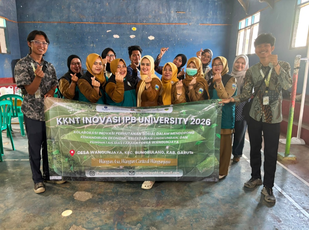 Tingkatkan Kesadaran Kesehatan Lansia, Mahasiswa KKNT Inovasi IPB University Gelar Program SEHATI di Desa Wangunjaya