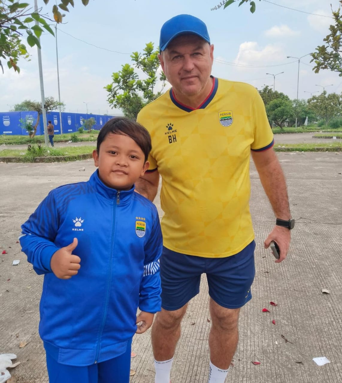 "Nyetadion" Sejak Lahir, Rasa Cinta Zalu kepada Persib Bagian dari Warisan Sang Ayah