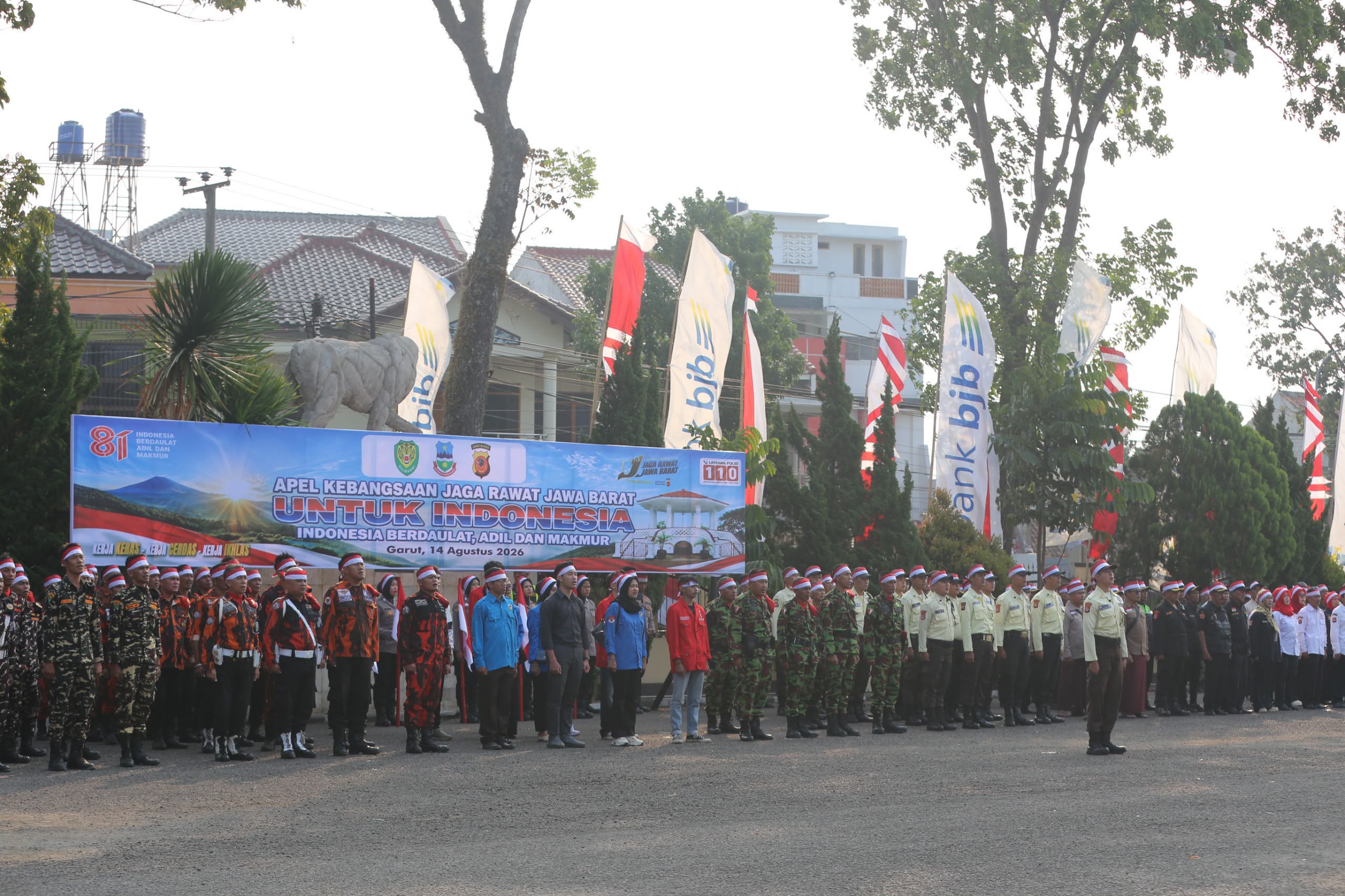 Wujud Nyata Kemitraan, Pokdarkamtibmas Polres Garut Hadiri Apel Kebangsaan Jaga Rawat Jawa Barat