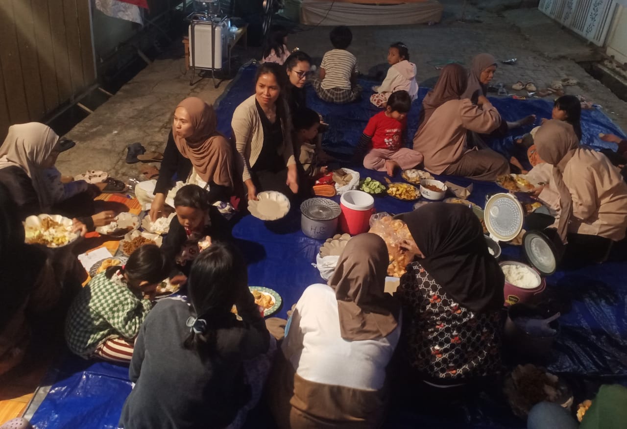Lomba dan Tradisi Botram di Griya Madani Asri Garut, Ketua Pelaksana: Momen HUT RI Untuk Eratkan Silaturahmi Persatuan dan Kesatuan