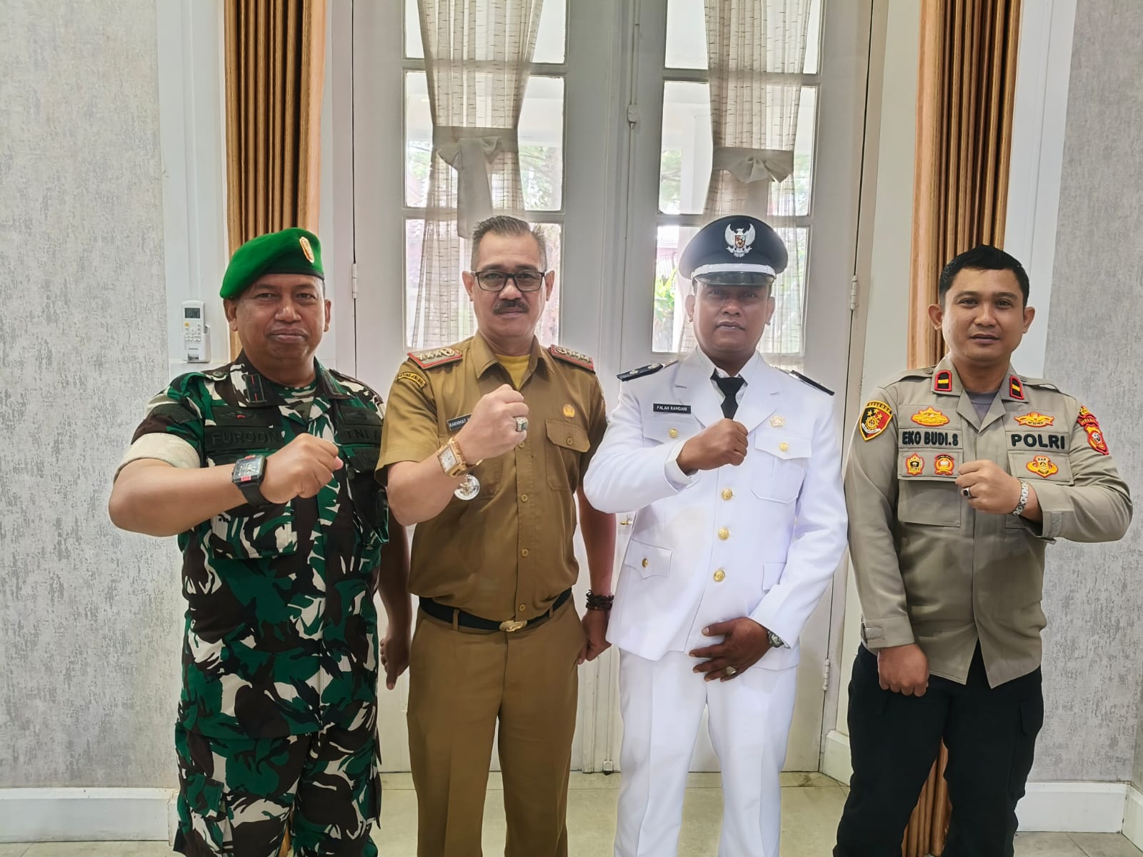 Bupati Garut Lantik Falah Ramdani sebagai Kepala Desa Cimanganten
