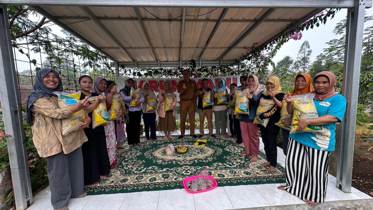 Dinas Pertanian Garut Salurkan Bantuan Benih Padi untuk Petani Bayongbong